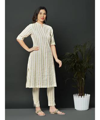 Off white flex A line kurta with chevron khadi print 4