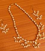 White necklace-sets