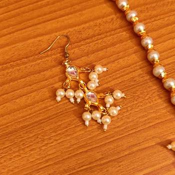 White necklace-sets 2
