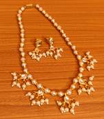 White necklace-sets