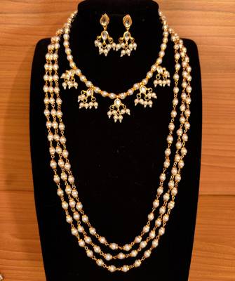 White necklace-sets 1