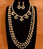 White necklace-sets