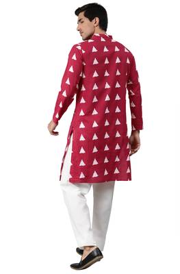 Maroon printed cotton men kurtas 4