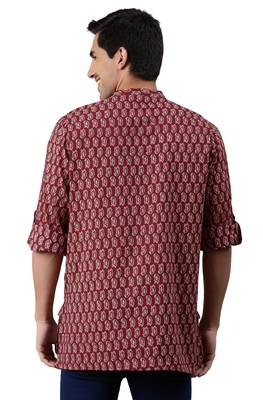 Maroon printed cotton men kurtas 3
