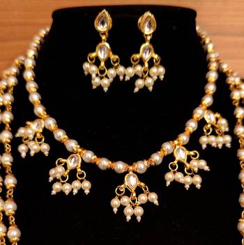 White necklace-sets 2