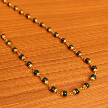 Green necklaces 2
