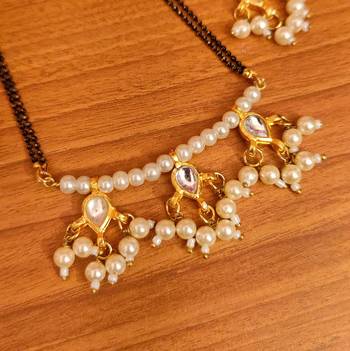 White mangalsutra 3