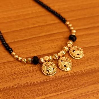 Gold mangalsutra 2