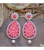 peech white smart look fashionable pearl earring