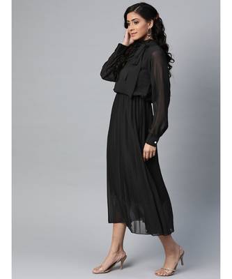 Black Neck Tie-Up Pleated Dress 2