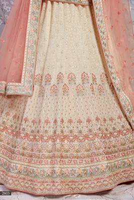 Off-white embroidered georgette semi stitched lehenga 4