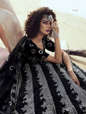 Black embroidered net semi stitched lehenga 4