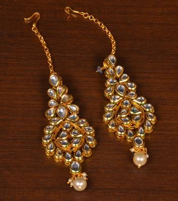 Kundan Embellished Designer Earrings 217ED125 1
