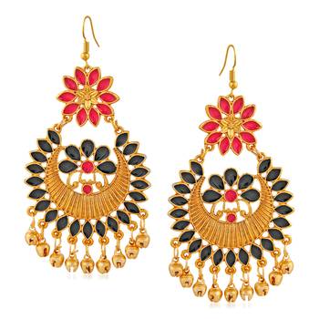 Red earrings 1