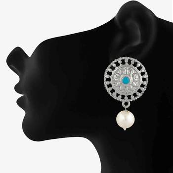 Blue crystal earrings 2