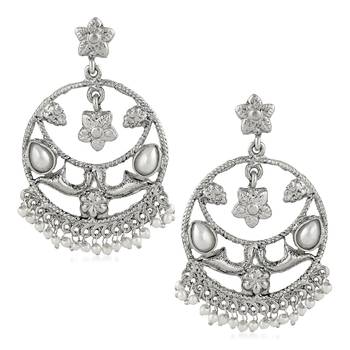 White pearl earrings 1