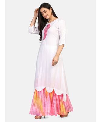 white kurti pink  chikankari thread work leheriya pink garara nd dupatta with  leheriya border 3