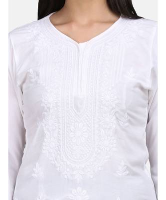 White Chikankari Kurta With Black Plazzo 5