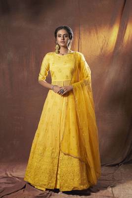 Yellow embroidered net semi stitched lehenga 1