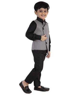 Black plain cotton silk boys-suit 3
