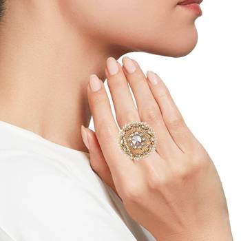 White rings 3