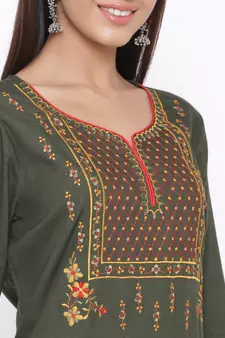 Green woven viscose rayon palazzo-kurta