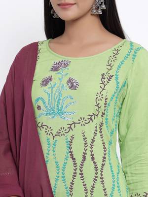 Green woven viscose rayon kurti-trouser 3