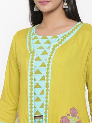 Green woven viscose rayon palazzo-kurta 3