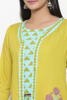 Green woven viscose rayon palazzo-kurta