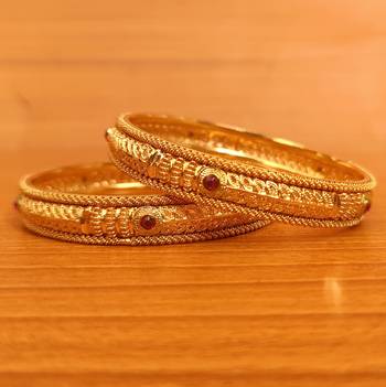 Red bangles-and-bracelets 2