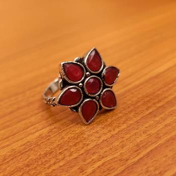 Red bracelets 4