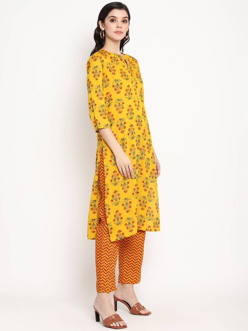 Prakhya Women's Printed Long Straight  Kurta Set