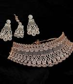 White necklace-sets
