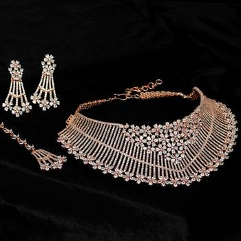 White necklace-sets 1