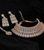 White necklace-sets