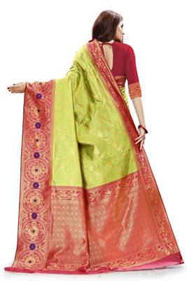Parrot - green color jacquard Woven Silk Saree With Blouse 2
