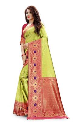 Parrot - green color jacquard Woven Silk Saree With Blouse 4