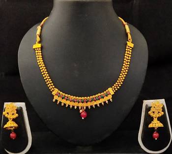 Red Green Kundan Pearl Jalebi style Jewellery set 1
