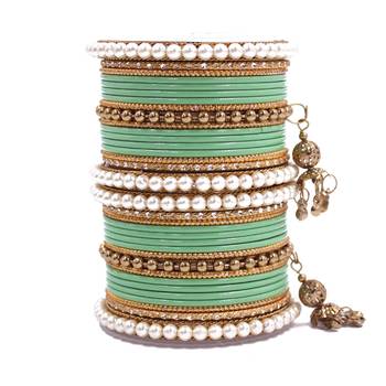 Green bangles-and-bracelets 2