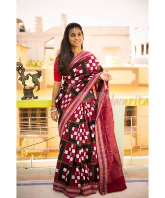 Kuthi Red Black White Sambalpuri Pasapali Cotton Saree 1