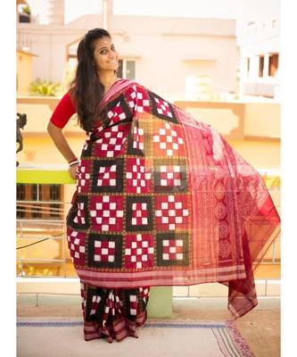 Kuthi Red Black White Sambalpuri Pasapali Cotton Saree 3