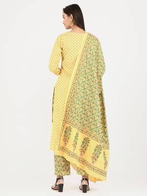 Foil Print & Gota Patti Work Straight Cotton Yellow Kurta,Pant & Dupatta 2
