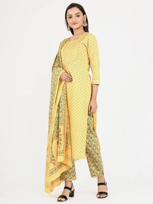 Foil Print & Gota Patti Work Straight Cotton Yellow Kurta,Pant & Dupatta 4