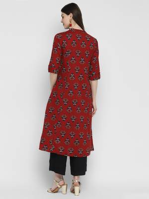 Floral Print A-Line Cotton Maroon Kurta With Multiple Slit 2