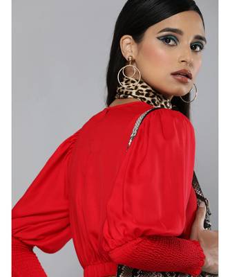 Red Smocking Sleeve Crop Top 3