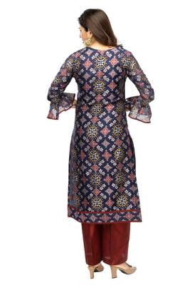 Maroon chanderi 3/4th sleeves solid women kurta with plazoo 4