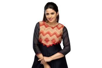 Red chanderi 3/4th sleeves solid women kurta with pant 2