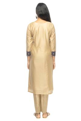 Beige chanderi 3/4th sleeves solid women kurta with pant 4
