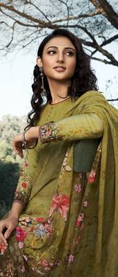 Green digital print crepe salwar 3