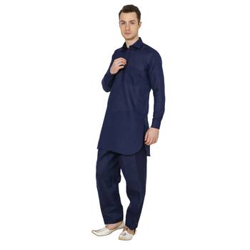 Royal Kurta Men's Silk Blend Solid Kurta Pyjama 2